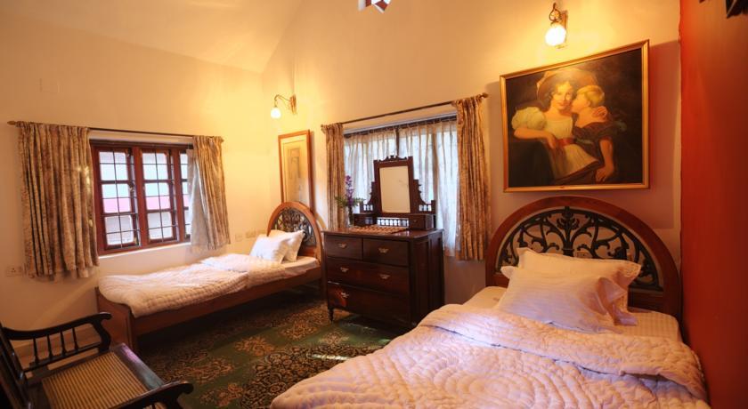 The Red House Bed & Breakfast Udagamandalam Room photo