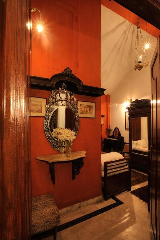The Red House Bed & Breakfast Udagamandalam Room photo