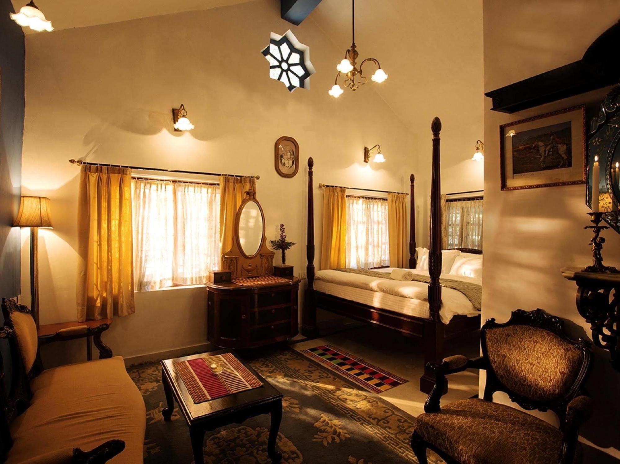 The Red House Bed & Breakfast Udagamandalam Exterior photo